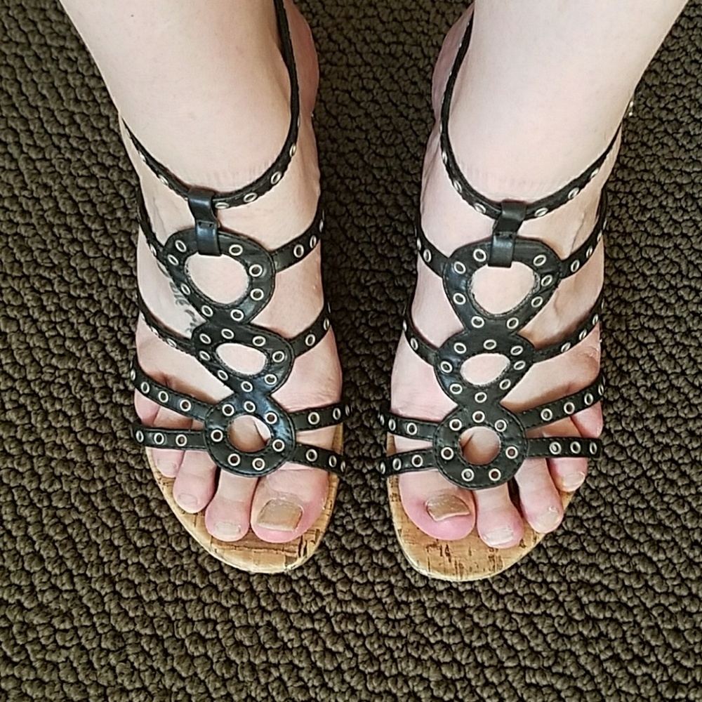 High hill sandal